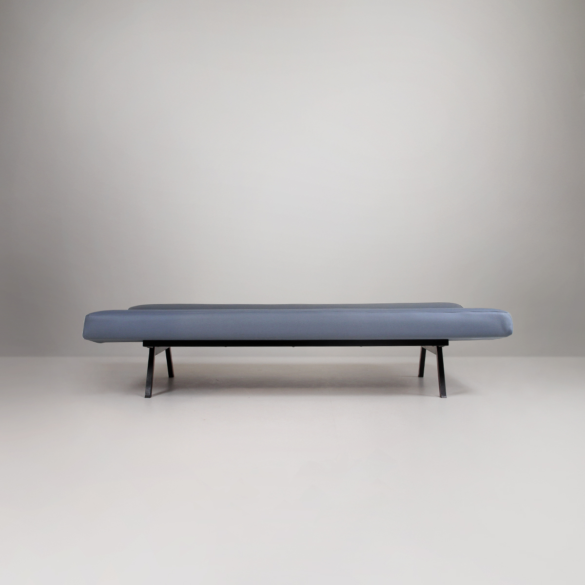 Divano letto anni 60 produzione I.P.E. sofa bed, Italian design