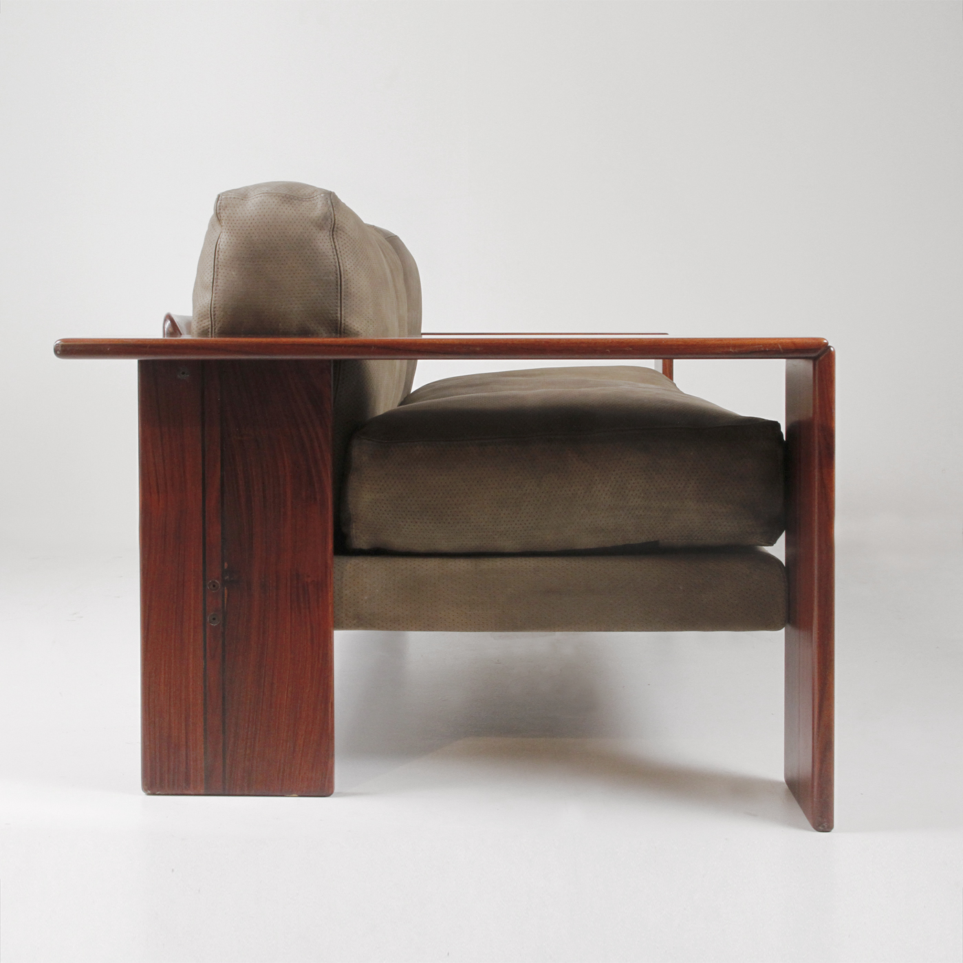 divano, Two seater sofa, Artona,  Afra and Tobia Scarpa, Maxalto, design, mid century modern, wood leather