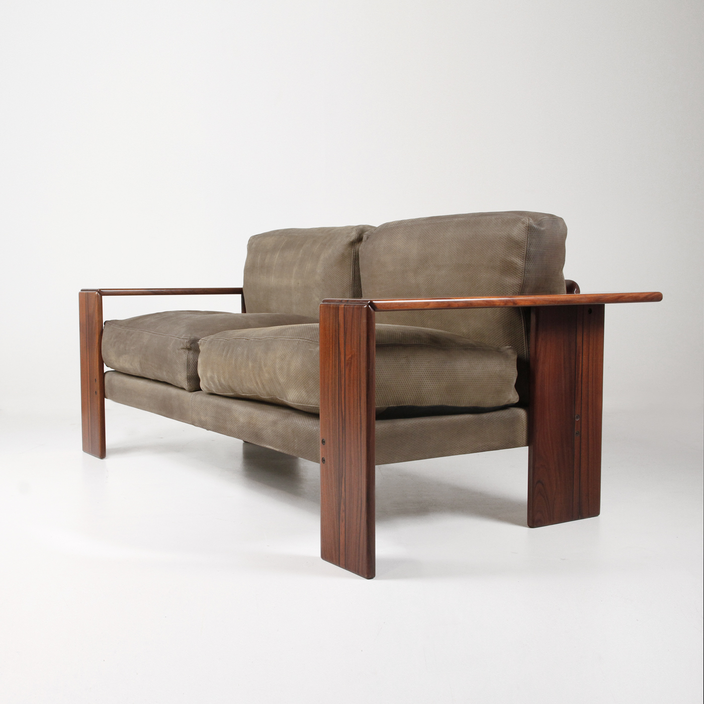 divano, Two seater sofa, Artona,  Afra and Tobia Scarpa, Maxalto, design, mid century modern, wood leather