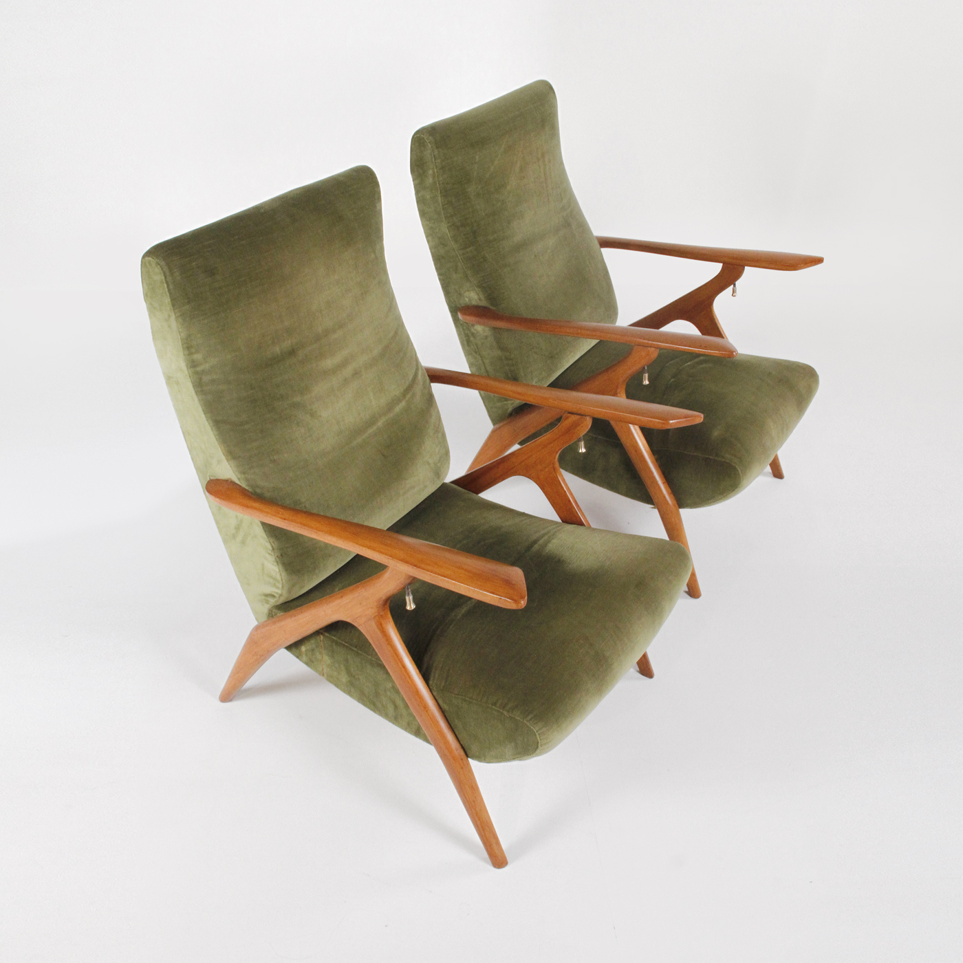 poltrone, armchairs, design, velvet, teak, mid century modern, vintage, modernariato