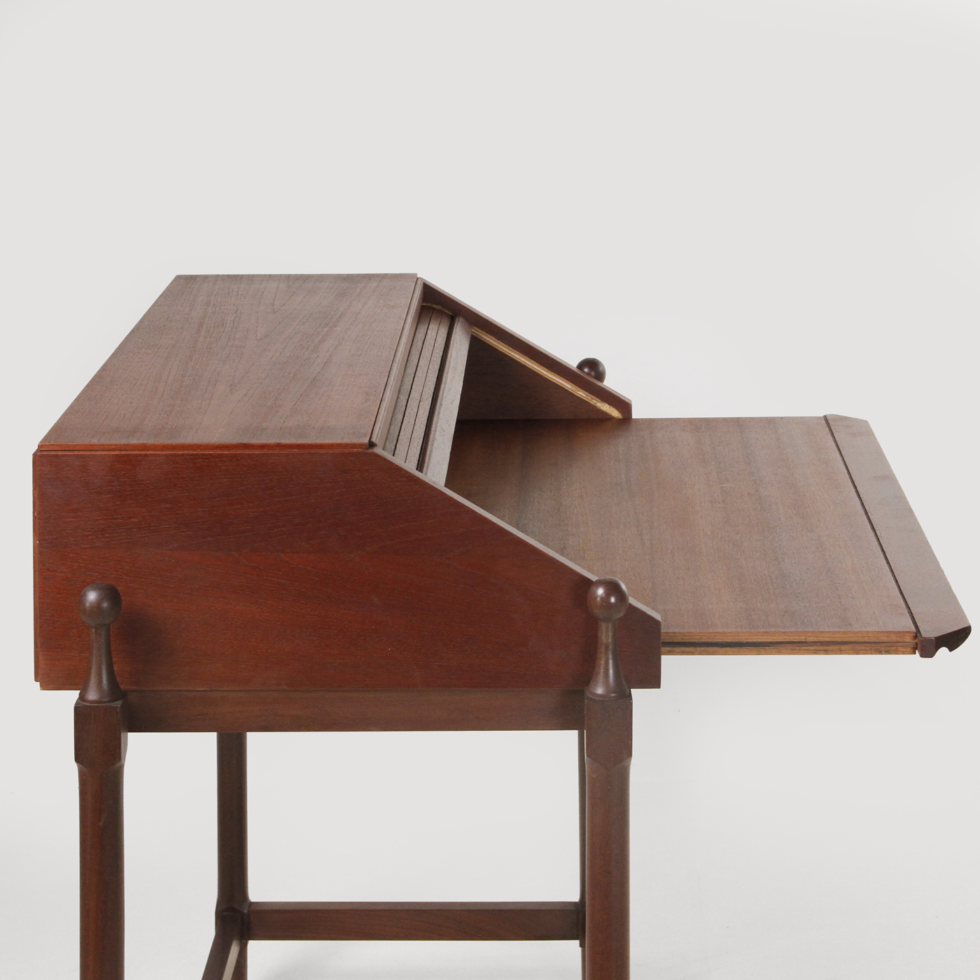 scrivania - Proserpio - desk - teak - wood - vintage - mid century modern - modernariato - design