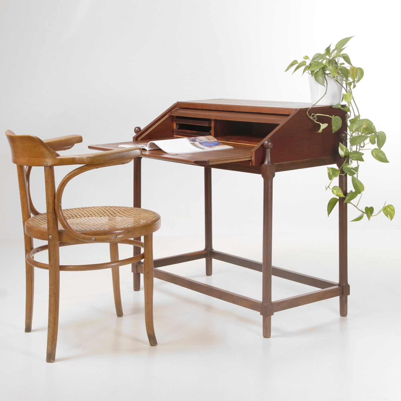 scrivania - Proserpio - desk - teak - wood - vintage - mid century modern - modernariato - design