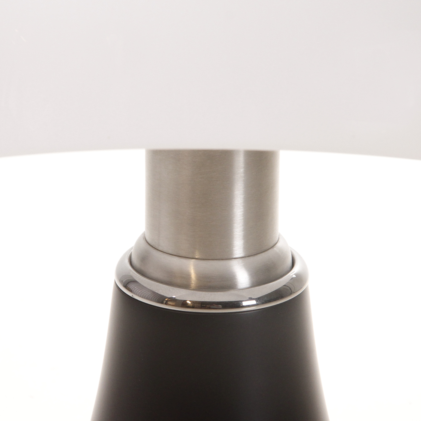 lampada - martinelli luce - pipistrello - Gae Aulenti - design - lamp