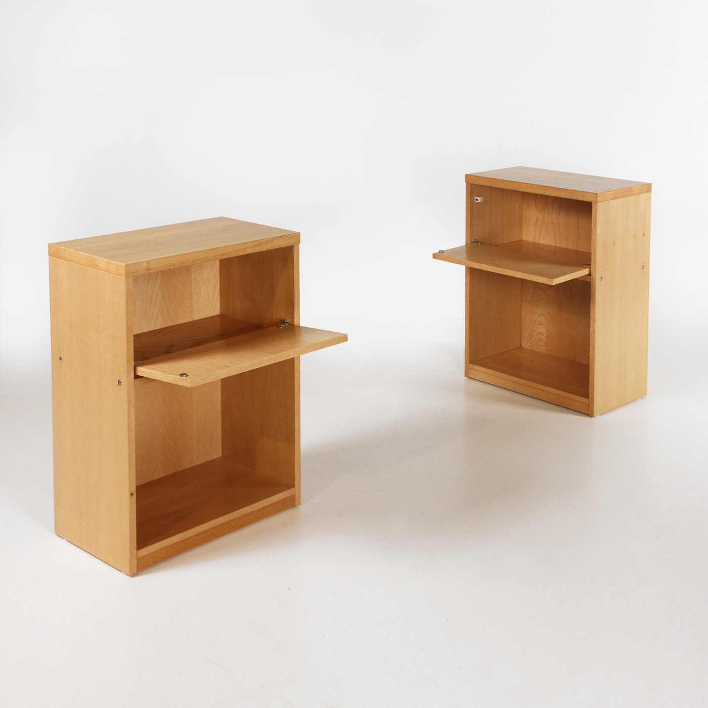 comodini - bedside tables - wood - legno - design - arredamento - modernariato - mid century furniture